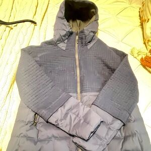 The North Face Dark Blue Hooded Puffer Parka